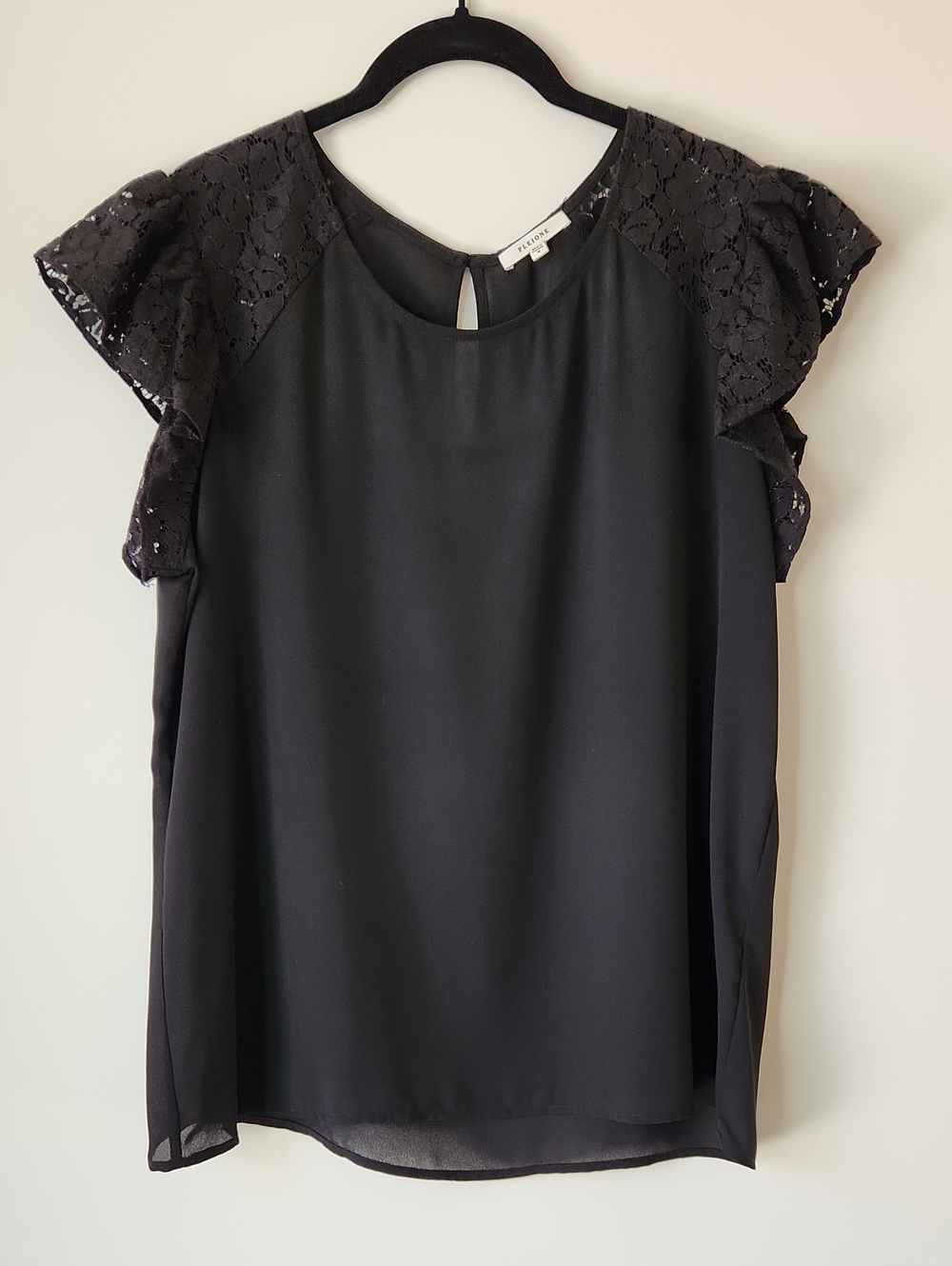 Pleione - Black Lace Flutter Sleeve Blouse - M